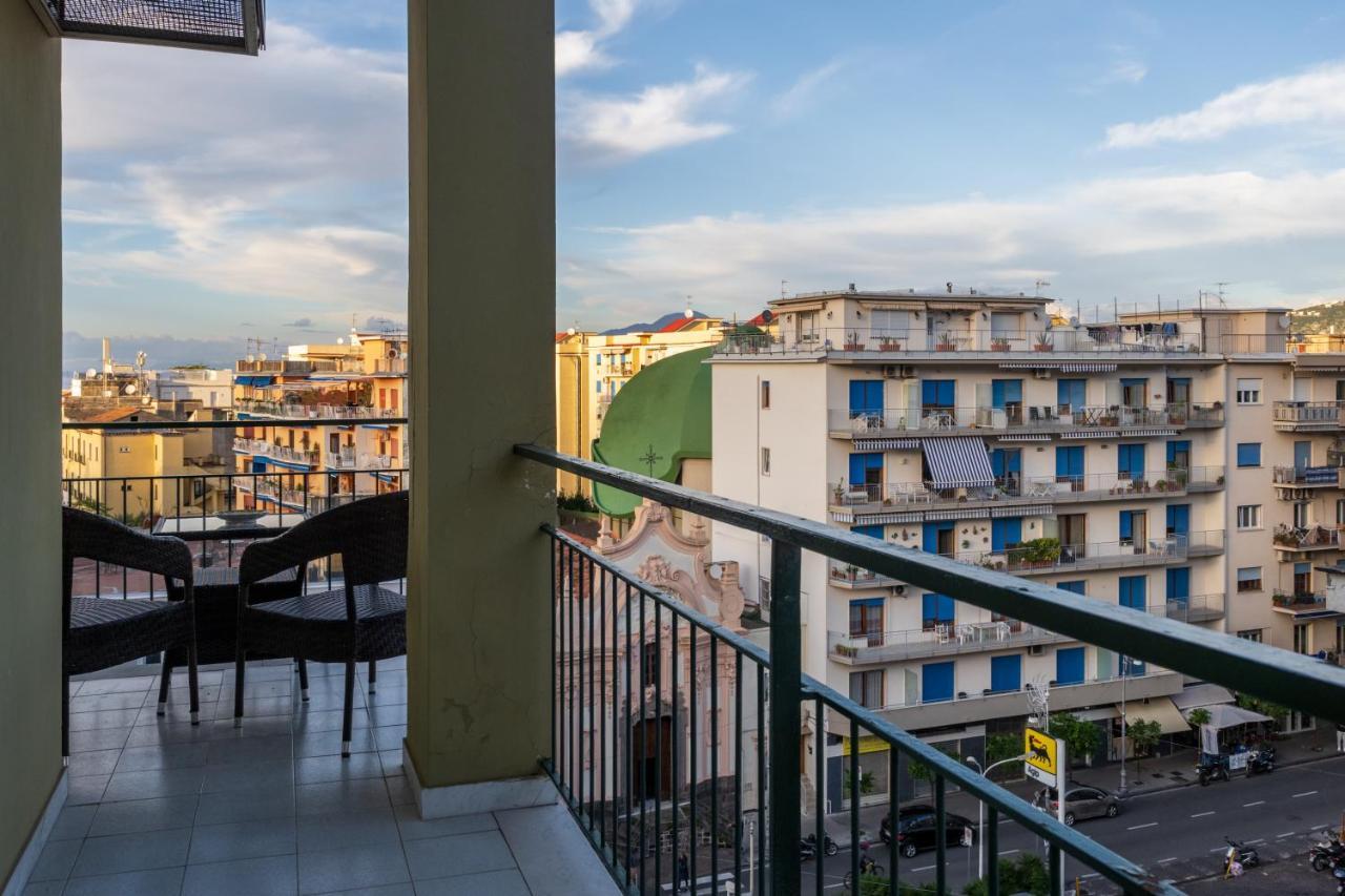 Rossella Holiday Home Sorrento Luaran gambar
